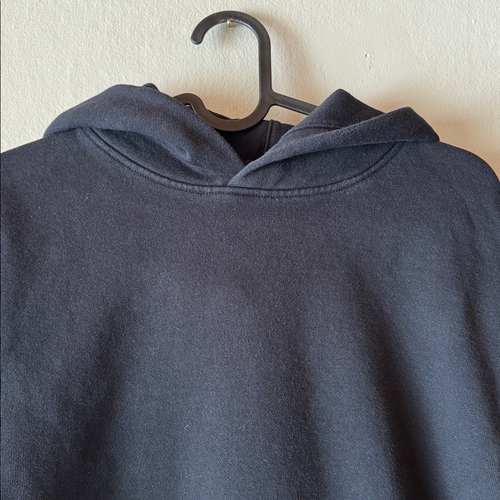 KOTN Essential Hoodie - Picture 2 of 9